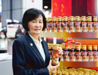 “วุ้นเส้นต้นสน” เล็งเห็นโอกาส ขยายไลน์สินค้ากลุ่ม “ซอสปรุงรส”เปิดตัว “น้ำจิ้มสุกี้-ซอสผัดไทย” เกาะเทรนด์ Home Cooking ผู้บริโภคยุคใหม่