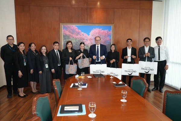 ททท. ขานรับโยบายการท่องเที่ยวมูลค่าสูงของรัฐบาล และกระทรวงการท่องเที่ยวฯ ประกาศจับมือ Eastern & Oriental Express ผู้ให้บริการรถไฟลักชูรี่ระดับโลก สร้างประสบการณ์ท่องเที่ยวเมืองไทยในมิติใหม่ดึงดูดนักท่องเที่ยวคุณภาพจากทั่วโลก