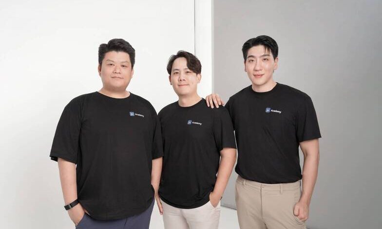 3 ผู้ก่อตั้งสตาร์ทอัพรุ่นใหม่ ผนึกกำลังสร้างคลาส AIจากประสบการณ์บริษัทชั้นนำระดับโลก ยกระดับศักยภาพคนไทยตั้งแต่ห้องเรียนสู่ภาคธุรกิจ